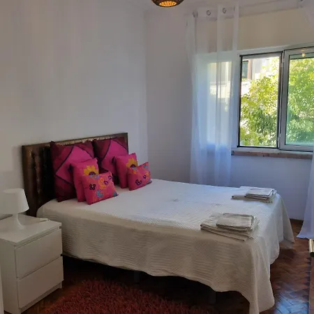 Sun House Belem - Free Parking And View Tower Appartamento *