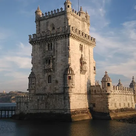 Sun House Belem - Free Parking, Steps From Torre Belem Lisboa